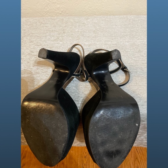 Velvet peek-a-boo sexy heels! - Picture 6 of 6